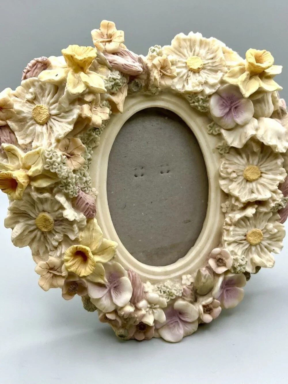 VTG Floral Resin Picture Frame 3D Flowers Cottagecore Shabby Chic Garden Fairy